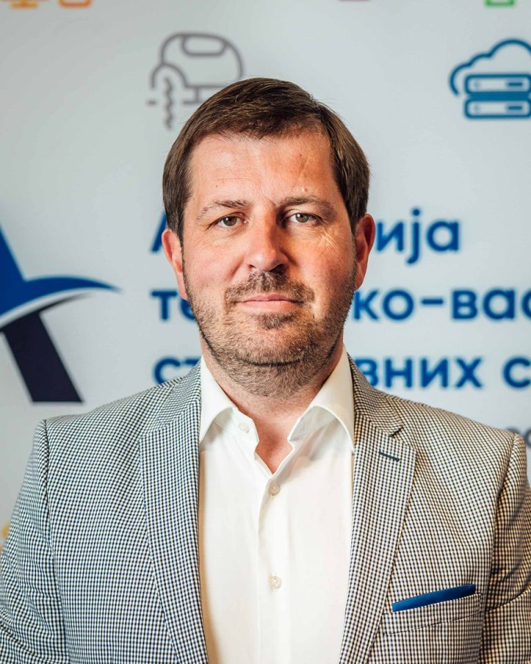 Dušan Radosavljević
